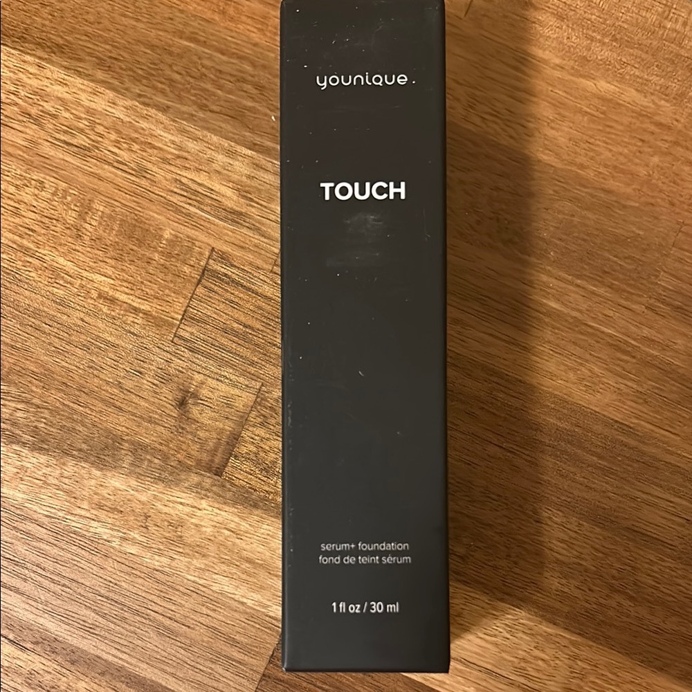 Younique Touch Serum Taffeta Foundation